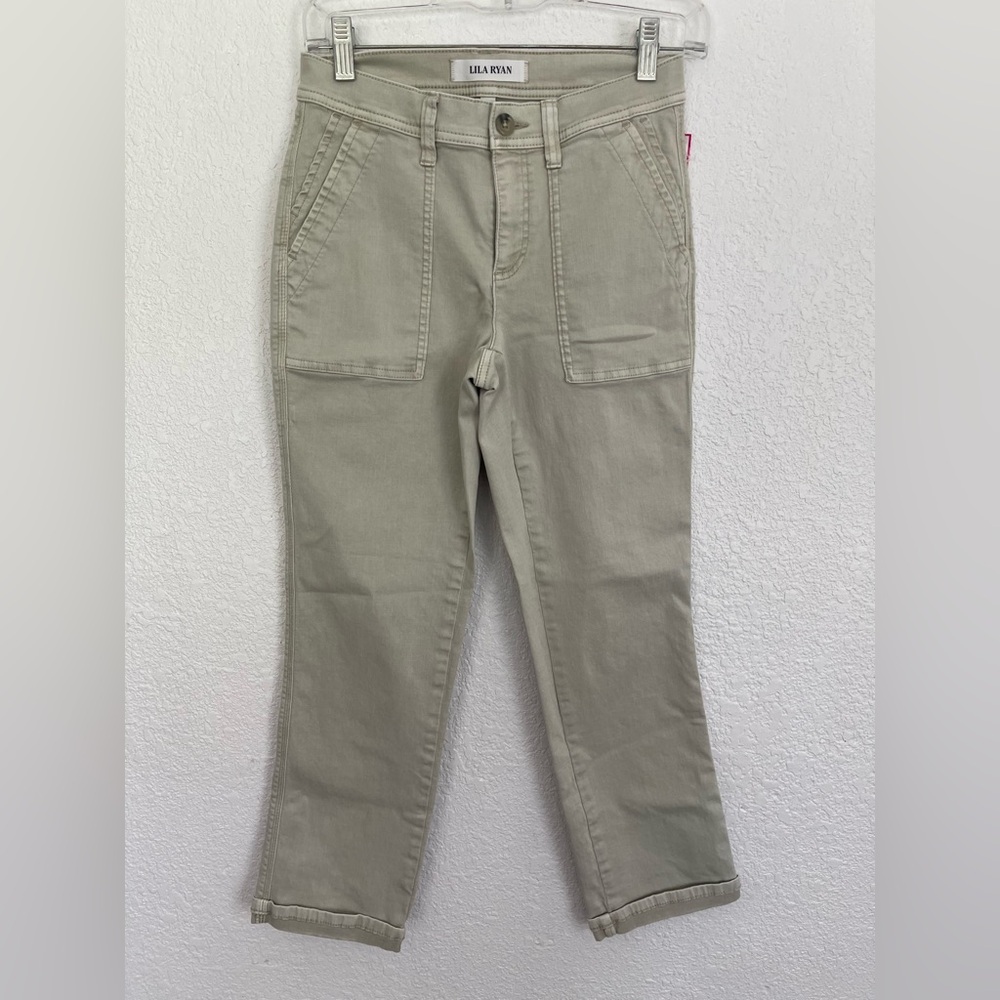 LILA RYAN Straight Leg Jeans in Light Tan
